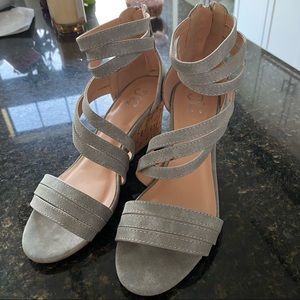 Journee Collection women’s grey wedge heel. Size 8.